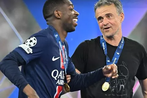 مدافع برشلونة: ديمبيلي يستحق الكرة الذهبية.. لقد أظهر مستواه الحقيقي